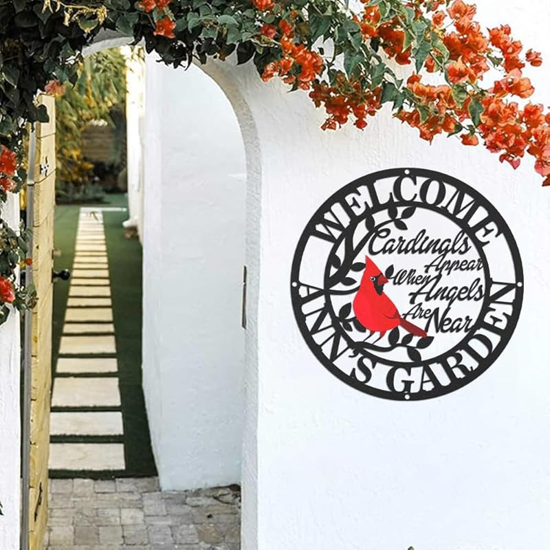 Personalized Name Garden Cardinal Metal Signs, Custom Family Name Yard Decor for Outdoor Outside, Cardinal Lawn Patio Stake Gardening Enthusiasts Grandmothers Gift