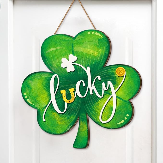 Boao St. Patrick's Day Shamrock Door Hanger Welcome Wooden Hanging Sign Lucky Irish Wood Wreath Decor for Happy St. Patrick's Day Party Front Door Wall Home Decorations
