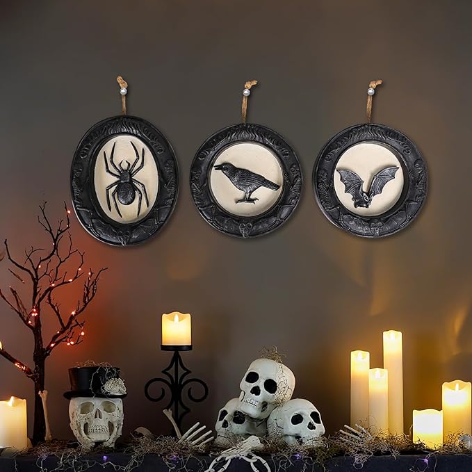 Ovewios Halloween Wall Art Decorations, Retro Gothic Framed Spooky Hanging Decor, Pack of 3 Resin Black Animal Head Wall Sculptures for Indoor Halloween Party Home Decorations