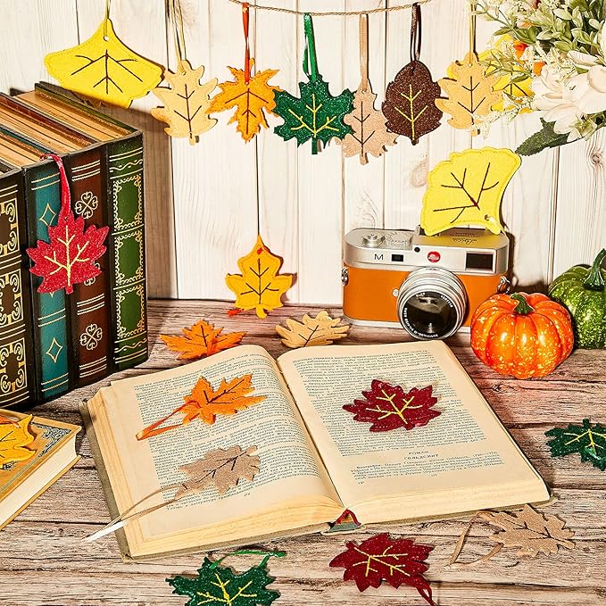 Tegeme 24 Pieces Thanksgiving Felt Ornaments Fall Hanging Decoration for Tree Maple Leaf Cutouts Decor for Thanksgiving Theme Family Party Indoor Outdoor Decor