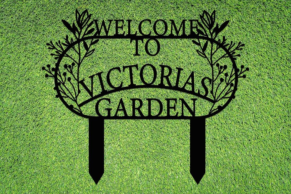 Personalized Metal Garden Sign with Stake, Custom Garden Decor for Outdoor, Custom Family Name Sign, Patio Decorations, Lawn Art, Farmhouse Decorative, Housewarming Gift (CstmDesign3)