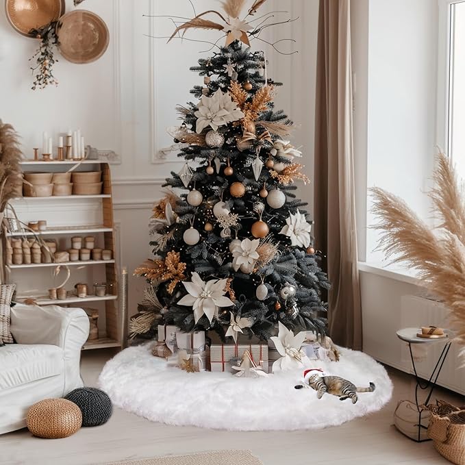 AerWo 72 Inch Christmas Tree Skirt, White Faux Fur Tree Skirt Thick Soft Plush Rug for Christmas Tree Decorations, Large Xmas Tree Mat for Christmas Indoor Holiday Party Ornaments Home Decorations