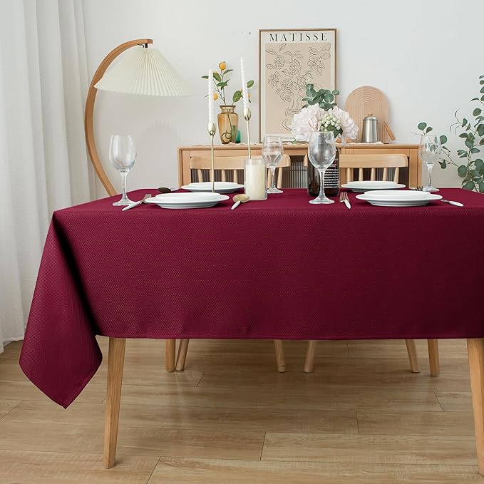 Biscaynebay Textured Fabric Christmas Tablecloths 60x108 Inches Rectangular, Burgundy Water Resistant Tablecloths for Dining, Kitchen, Wedding, Parties etc. Machine Washable