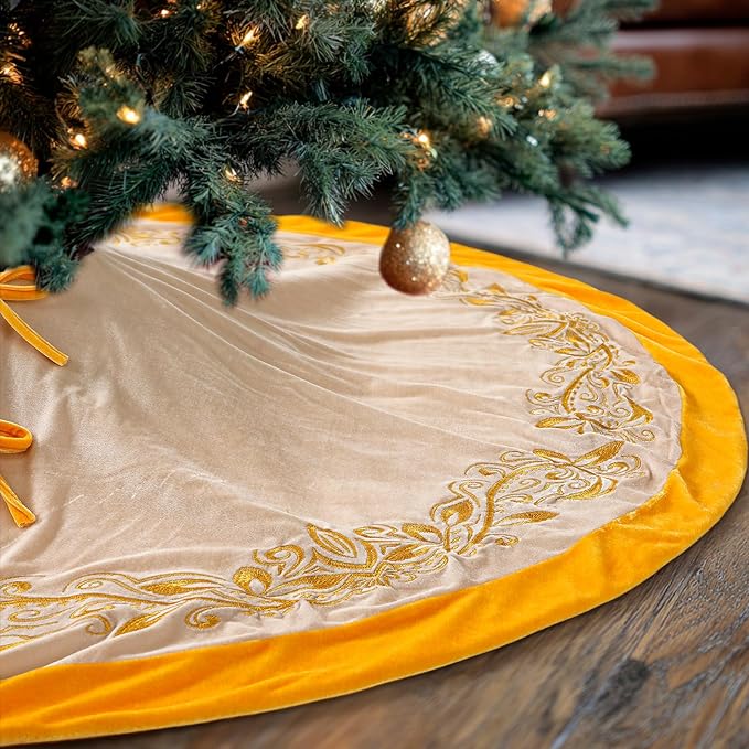 Luxury Velvet Christmas Tree Skirt 48 Inch Gold Victoria Embroidery Vintage Sparking Holly Tree Skirt for Holiday Party Rustic Xmas Decorations Home(White)