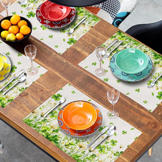 St. Patrick's Day Placemats Set of 4 Watercolor Green Shamrock Floral Spring Seasonal Washable Non-Slip Heat Resistant Place Mats 12x18 Inch Linen Table Mats for Kitchen Dining Party