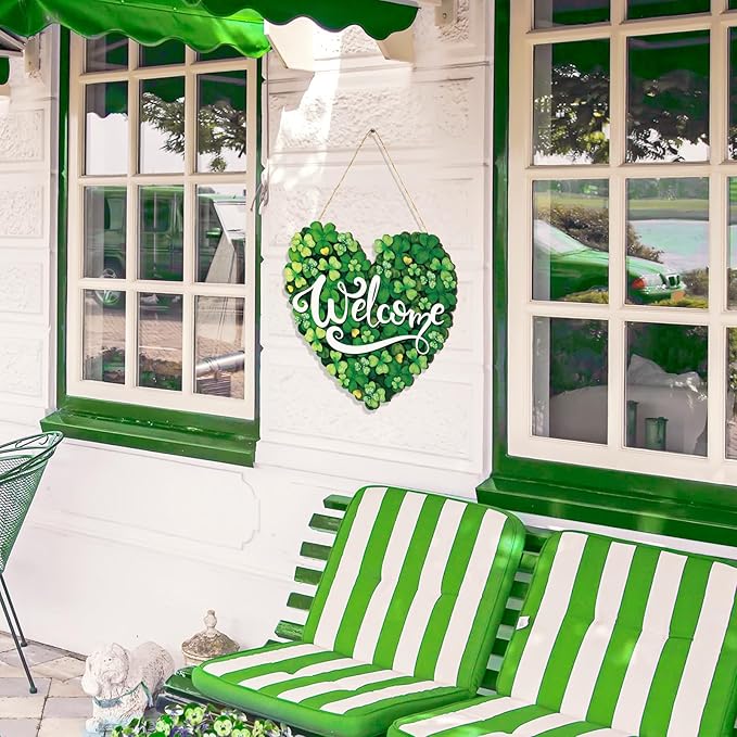 Boao St. Patrick's Day Shamrock Sign Wooden Hanging Decor Farmhouse Rustic Door Decoration St. Patrick's Day Wreath Sign with Bow Ornament for Irish Home Indoor Holiday Outdoor Farmhouse Window