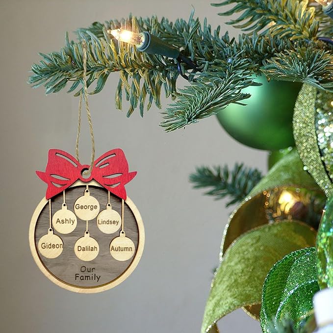 2025 Christmas Ornaments Personalized Christmas Family Name Ornaments,Custom Stocking Wooden Christmas Ornaments Family of 2/3/4/5/6/7/8,Customized Xmas Ornament Tree Deorations,Personalized Gifts