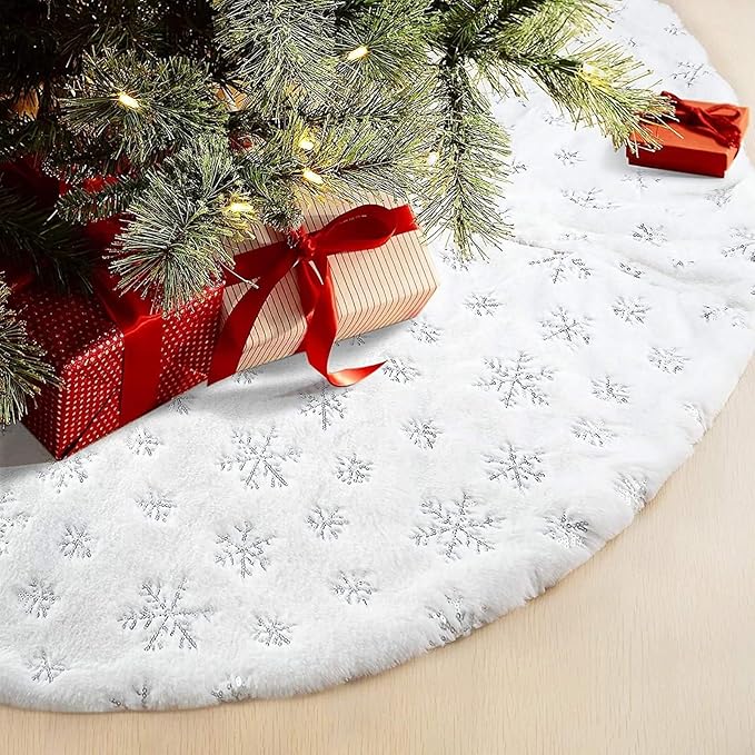 36inch White Christmas Tree Skirt Tree Carpet Blanket, Soft 3ft Xmas Christmas Tree Blanket with Silver Snowflake White Faux Fur Carpet for Christmas Holidays Decoration Party