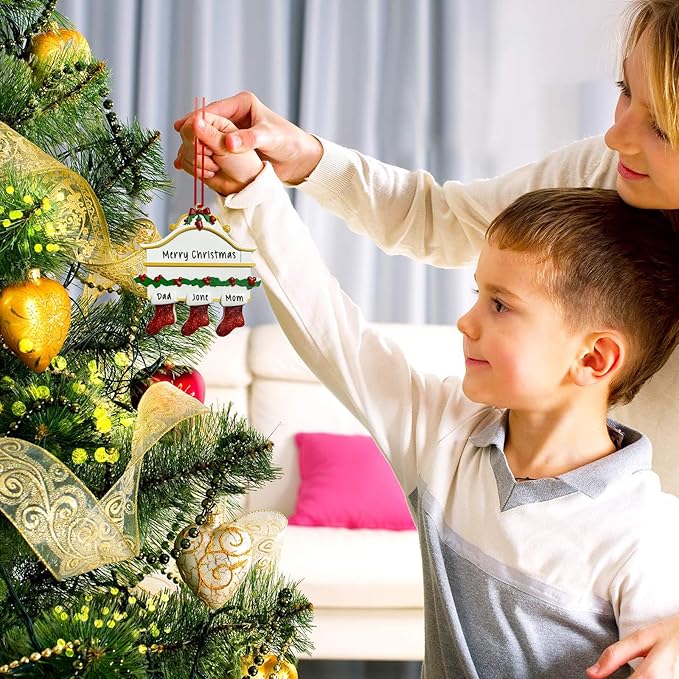 2025 Personalized Christmas Ornaments Family of 2/3/4/5/6/7/8,Custom Christmas Stocking Ornaments Deorations with Names,Customized Xmas Ornament Tree Deorations,Personalized Xmas Ornament Gifts