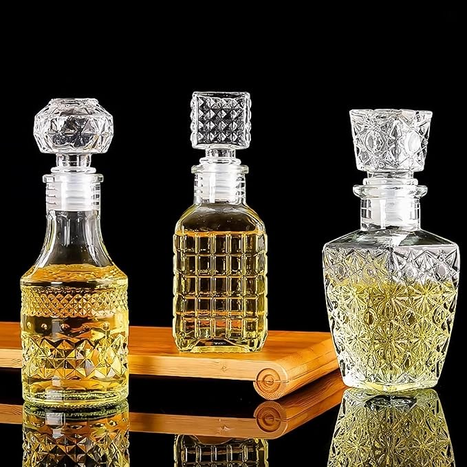 AlifordGlass Mini Glass Bottles with 6 Different Shapes Can be Used for Self-Made juicing, Wine Bottles or Whiskey Decanter